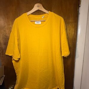 Fear of God Essentials MEN Golden Short Sleeve Tee